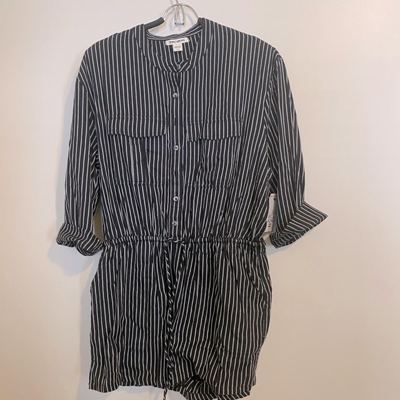 NWT Billabong romper - Picture 1 of 4